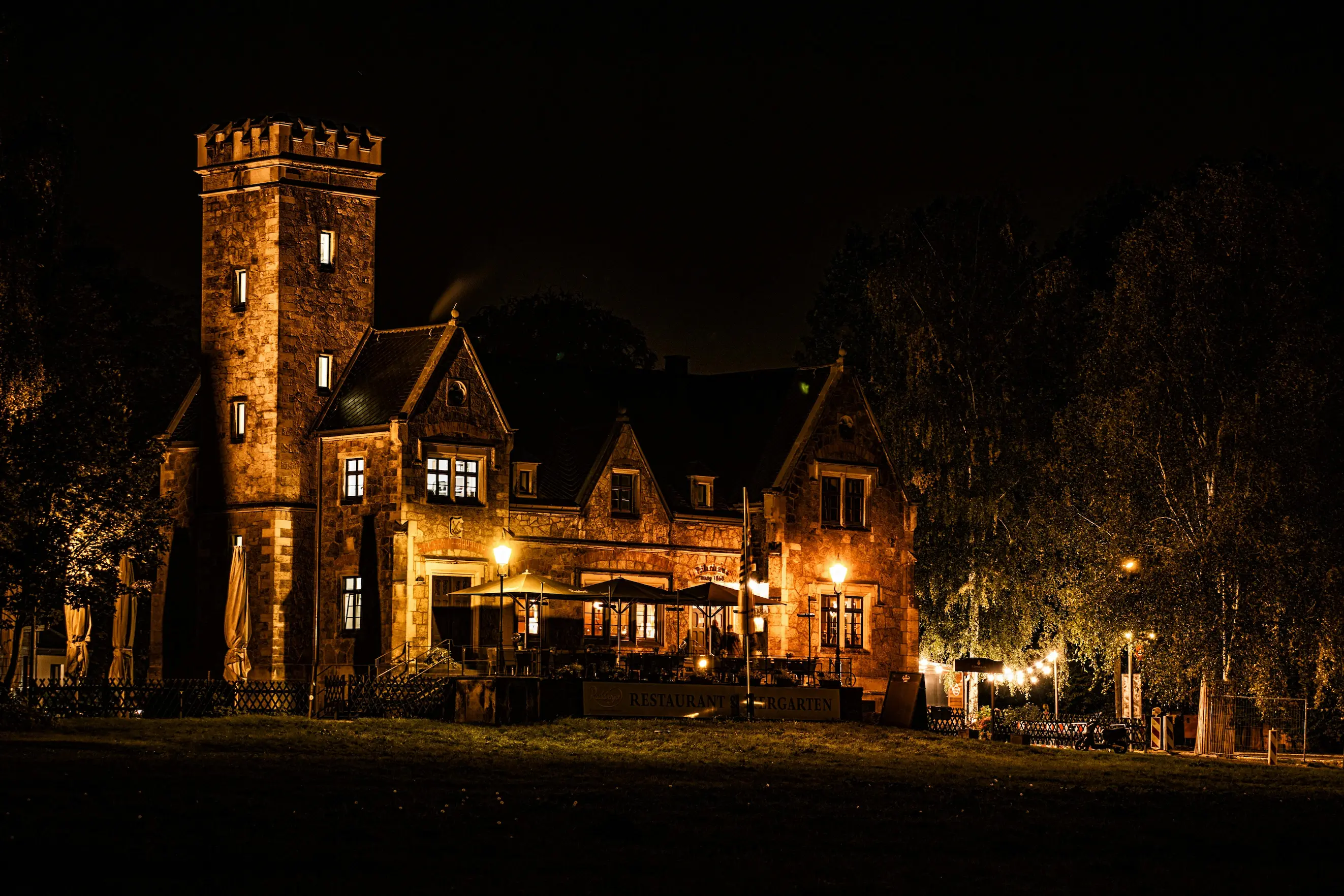Luxury Estate Landscape Lighting
